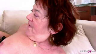 EXTREM VIEJA PELIRROJA MADURA CAPTURA MASTURBARSE Y SEDUCIR SEXO CHICO JOVEN