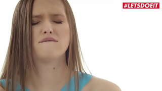 WHITEBOXXX - (Stacy Cruz) - Seductora Adolescente Intensa Sesión de Hacer el Amor Con Su Amante