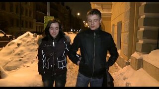 ���ূর্গ যাহারা জন্য একটি সুন্দরী বালিকা