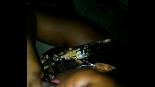 באהעפט טהאָט געבן מיר קאָפּ אין די קלאָזעט