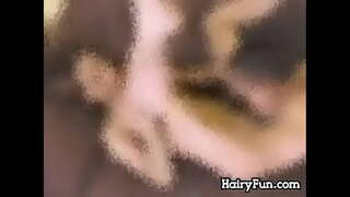 ���ានរោមក្មេងស្រីម្នាក់ត្រូវបានលិទ្ធនិងដេអូ