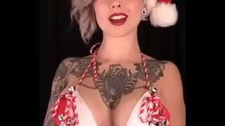 Chrismas کے درمیان گیت