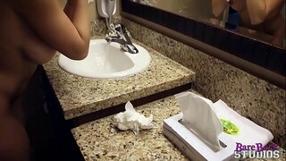 Cristi Ann nan Sèvi ak Gratis Etap pitit Fi Dèyè