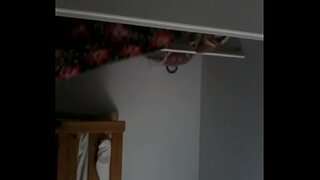 Hermosa teen de tetas grandes geting vestido --- xvideos cam #1