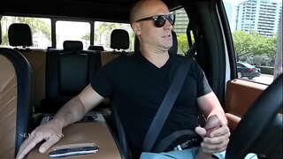 Trafiku jarkoff punheta nuk carro