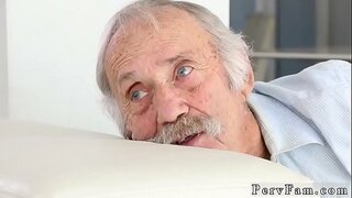 Sladká dospívající prdeli pevný