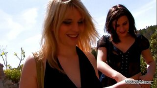 Gomarin e Gojës në Rrugë Publike Seksi... Dhe një Cumshot