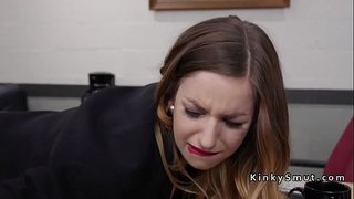 Големи цицки бринета шеф анален прстите нејзиниот saleswoman