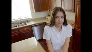 Ученичка трахается и еякулира Вътре